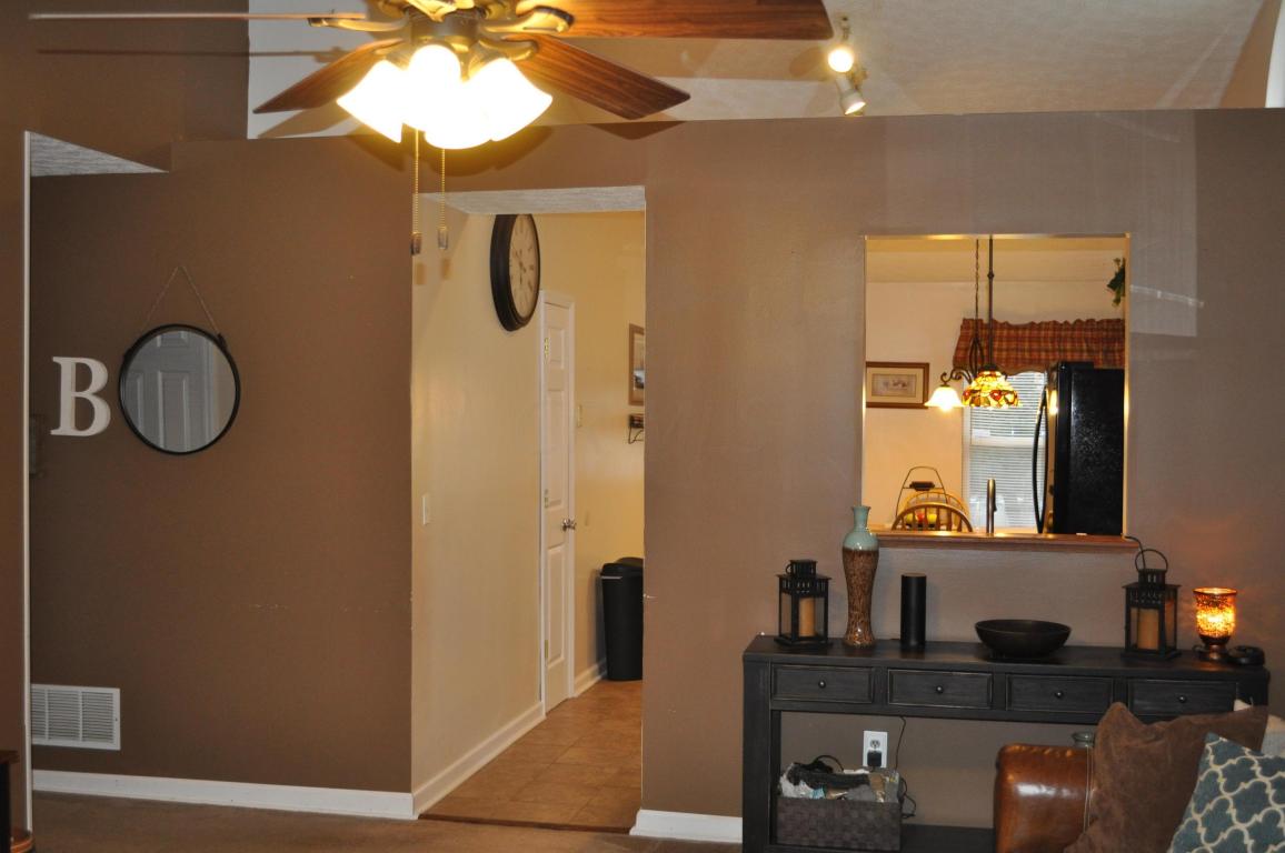 1465 Hackworth St, Columbus, OH 43207 photo 5