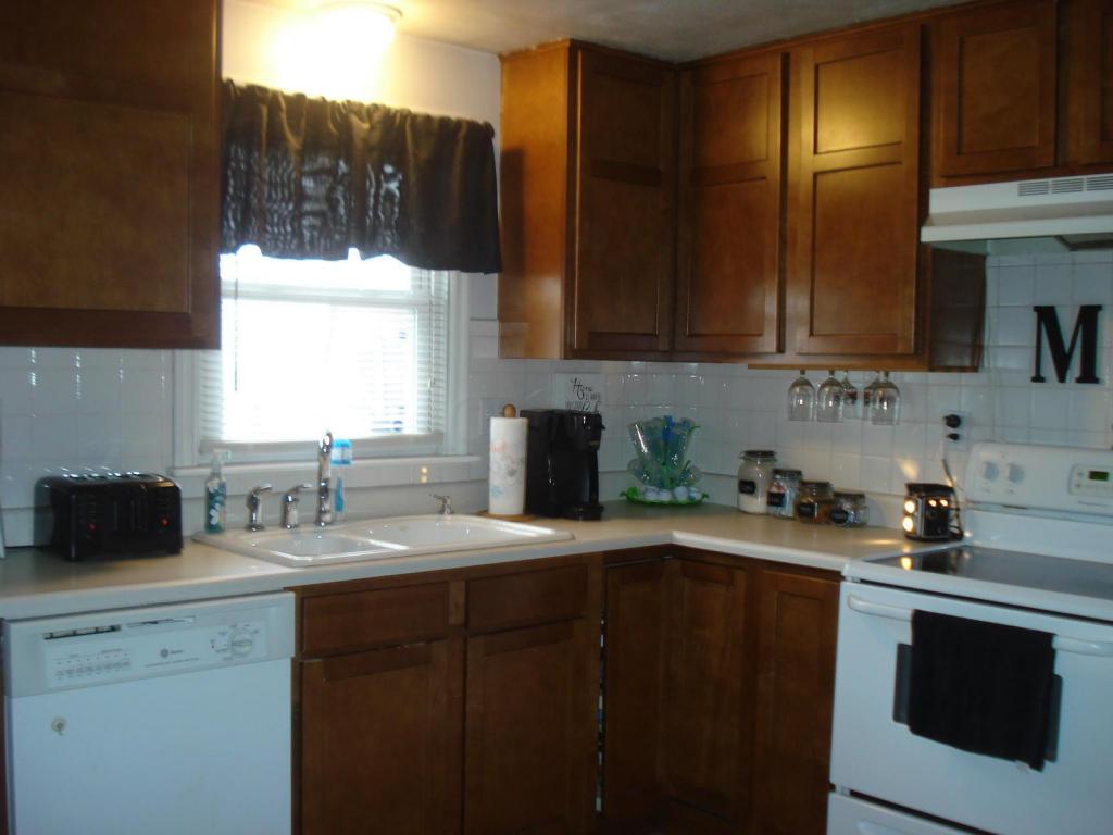 1031 Fruitland Rd, Springfield, OH 45503 photo 8