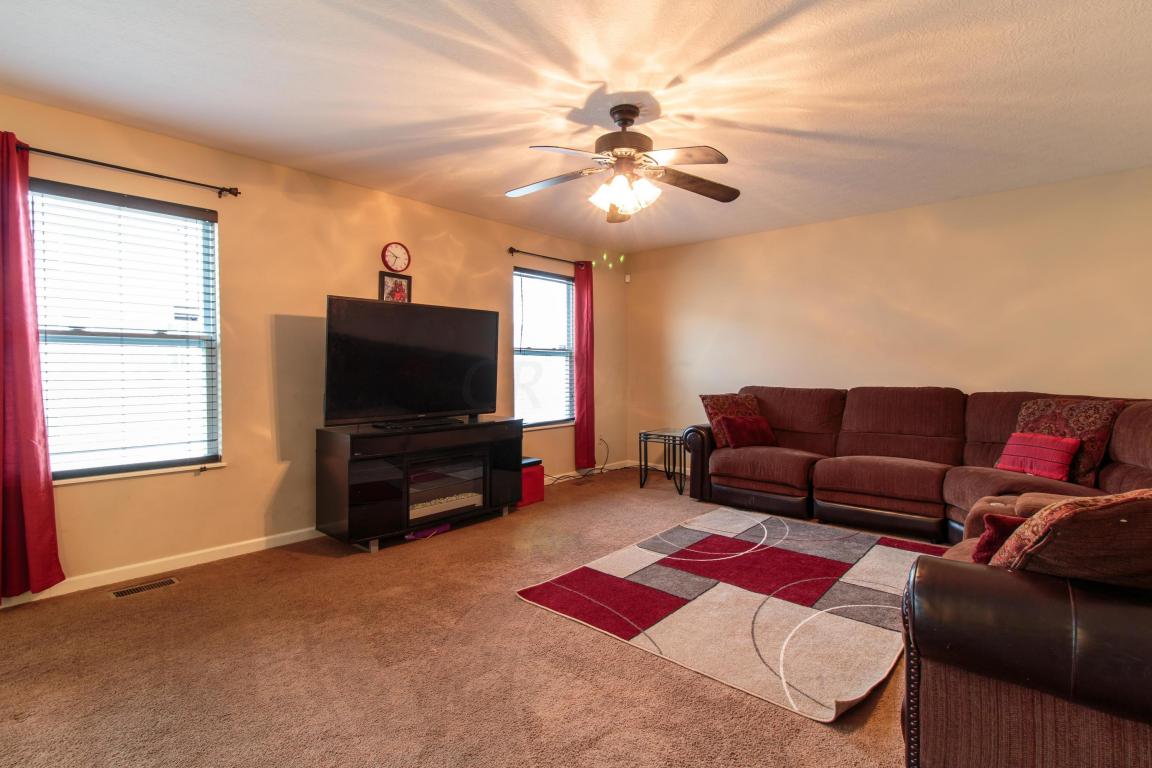 994 Vanwert Loop, Blacklick, OH 43004 photo 5