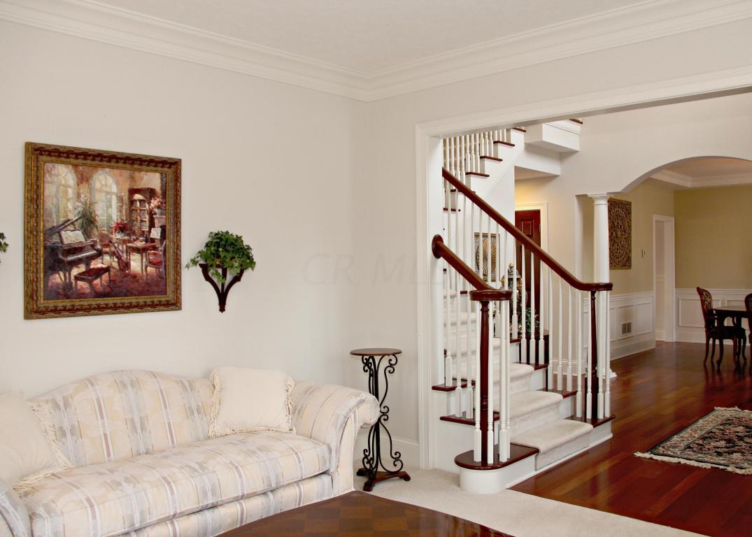 5868 Dunheath Loop, Dublin, OH 43016 photo 4