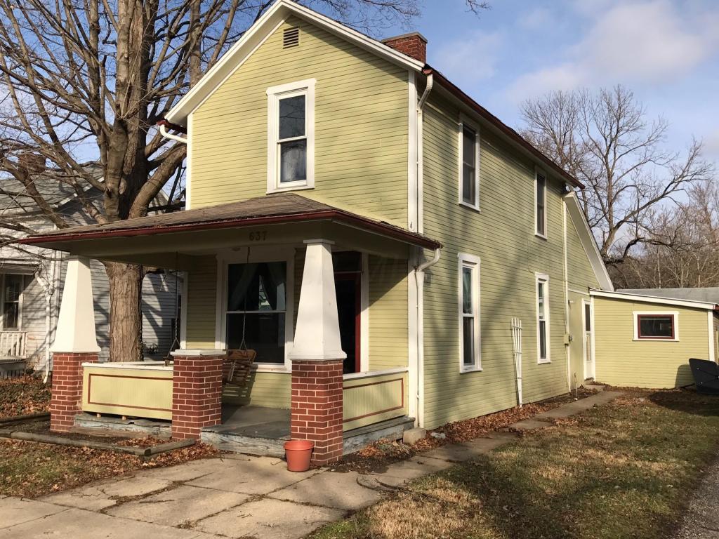 637 E Allen St, Lancaster, OH 43130 photo 1