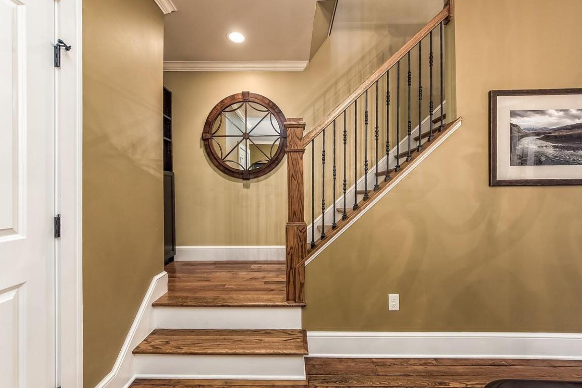 225 Lear St, Columbus, OH 43206 photo 8