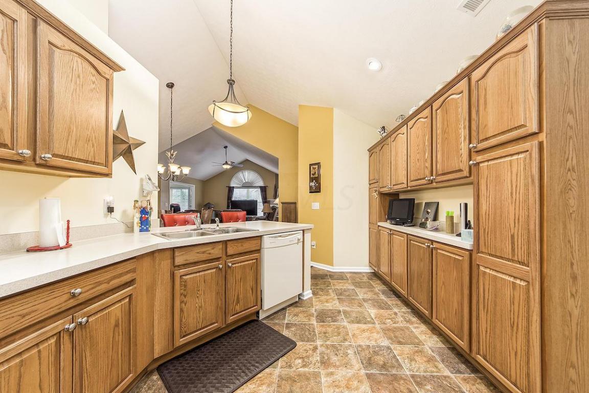 217 Stonegate Loop, Pataskala, OH 43062 photo 27