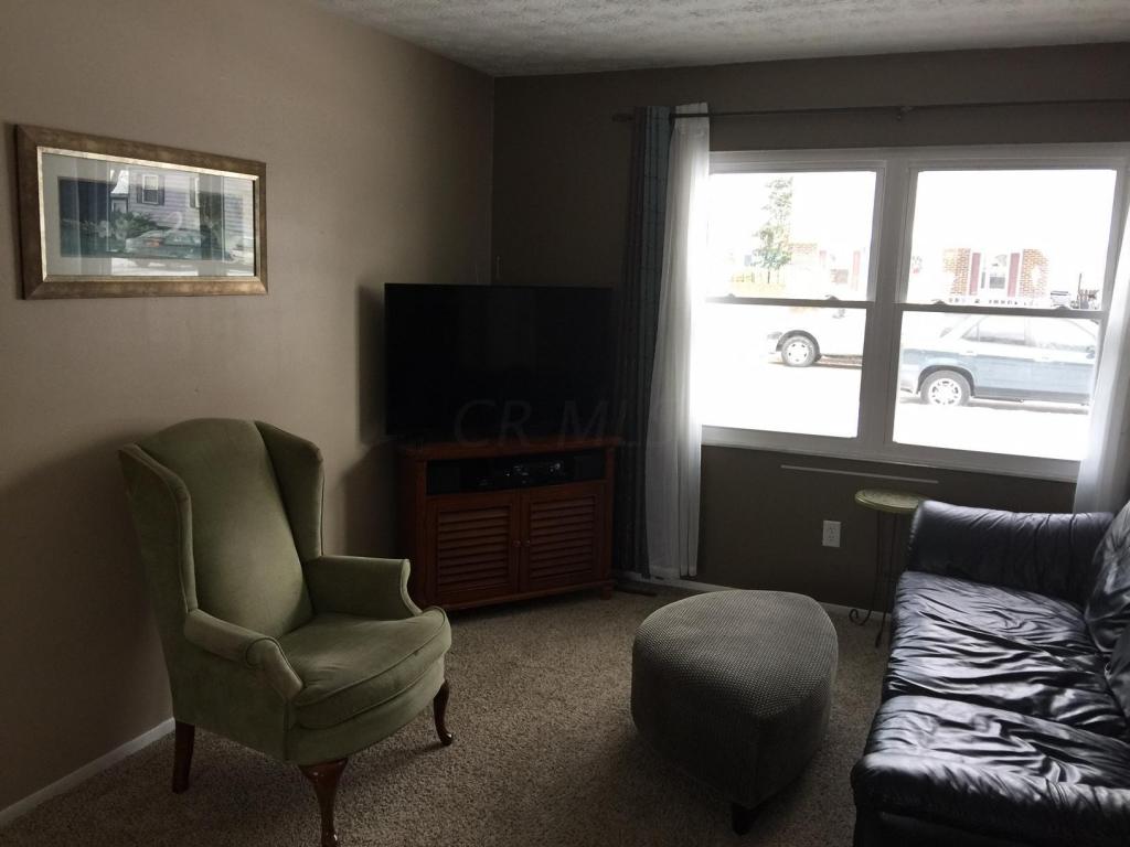 3347 Everson Rd E, Columbus, OH 43232 photo 5