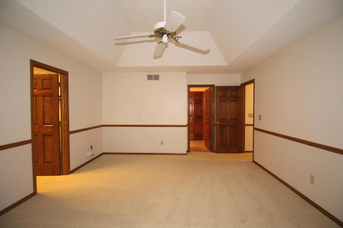 9330 Din Eidyn Dr, Dublin, OH 43017 photo 11