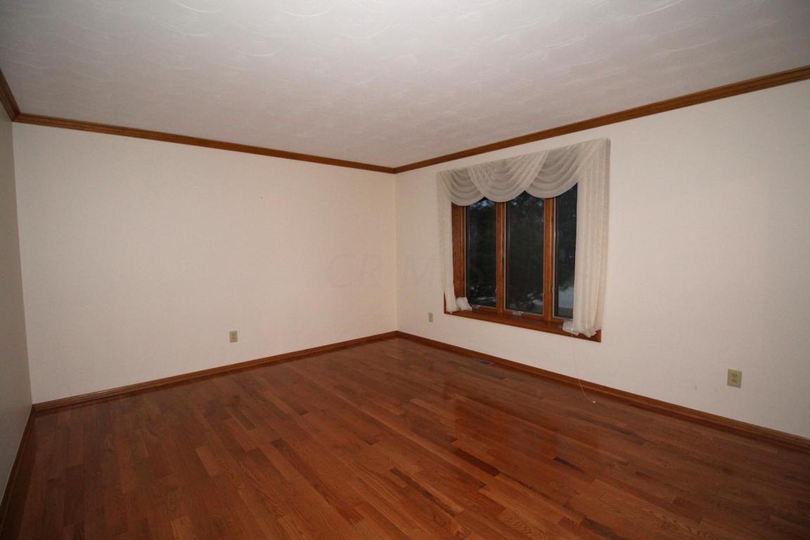 9330 Din Eidyn Dr, Dublin, OH 43017 photo 10