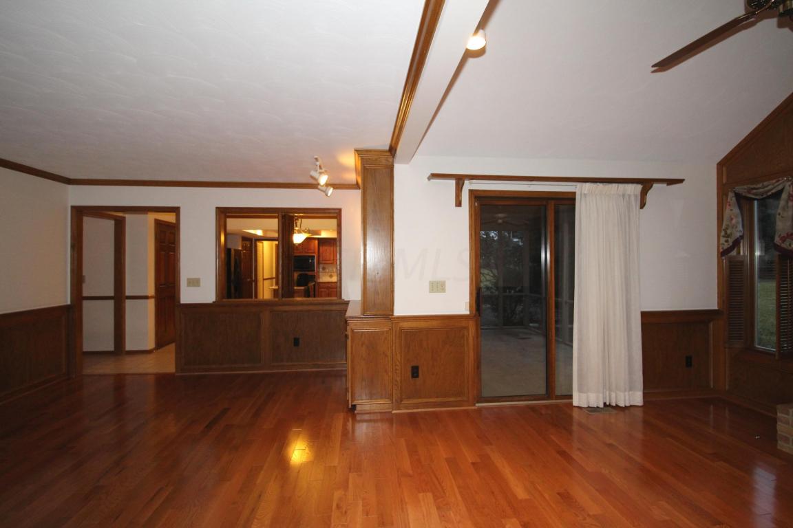 9330 Din Eidyn Dr, Dublin, OH 43017 photo 4