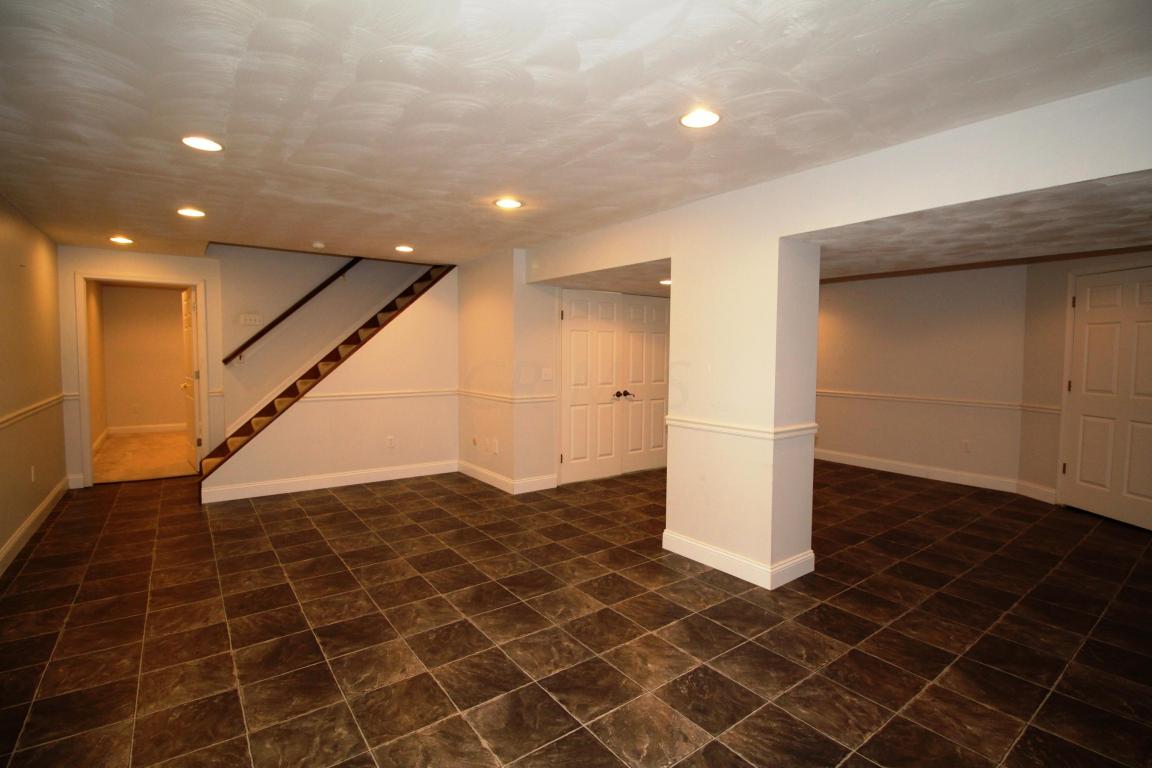 9330 Din Eidyn Dr, Dublin, OH 43017 photo 22