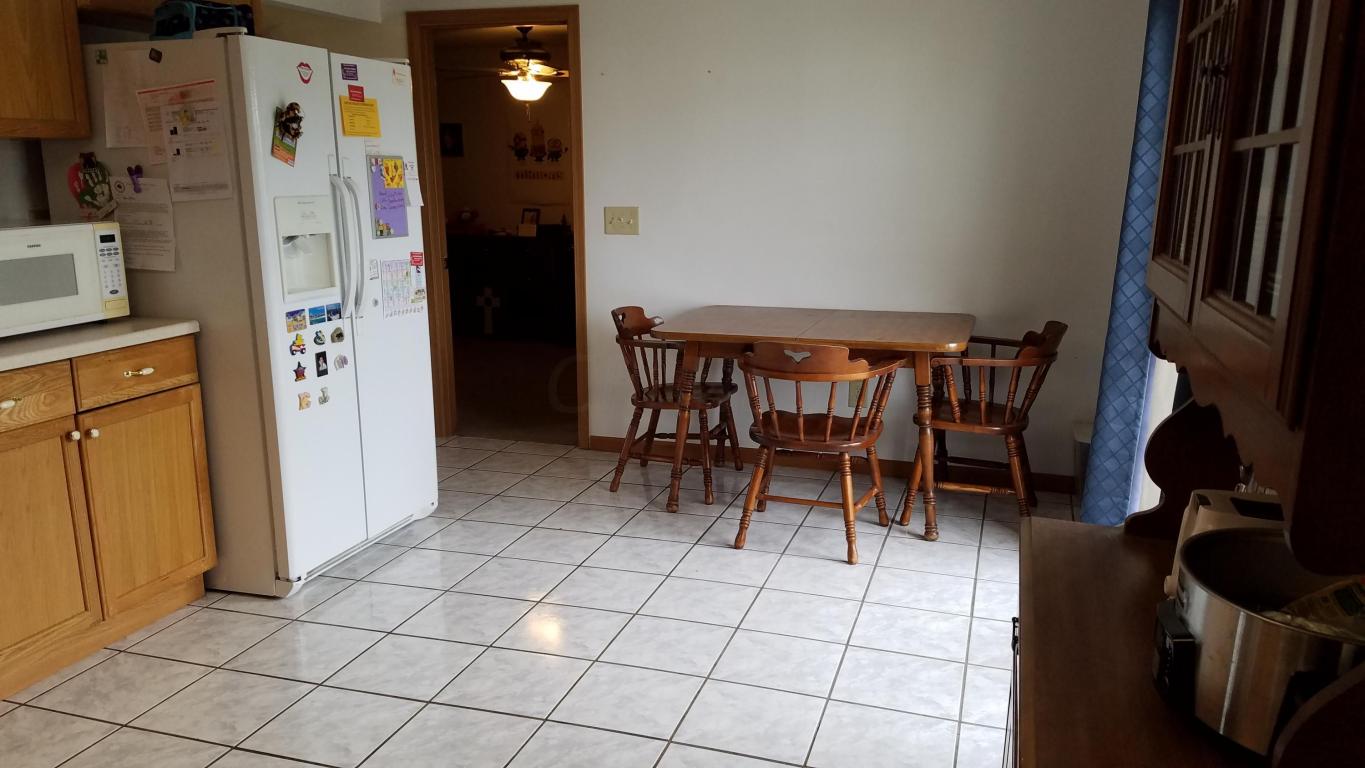 1965 Sioux Dr, Circleville, OH 43113 photo 6