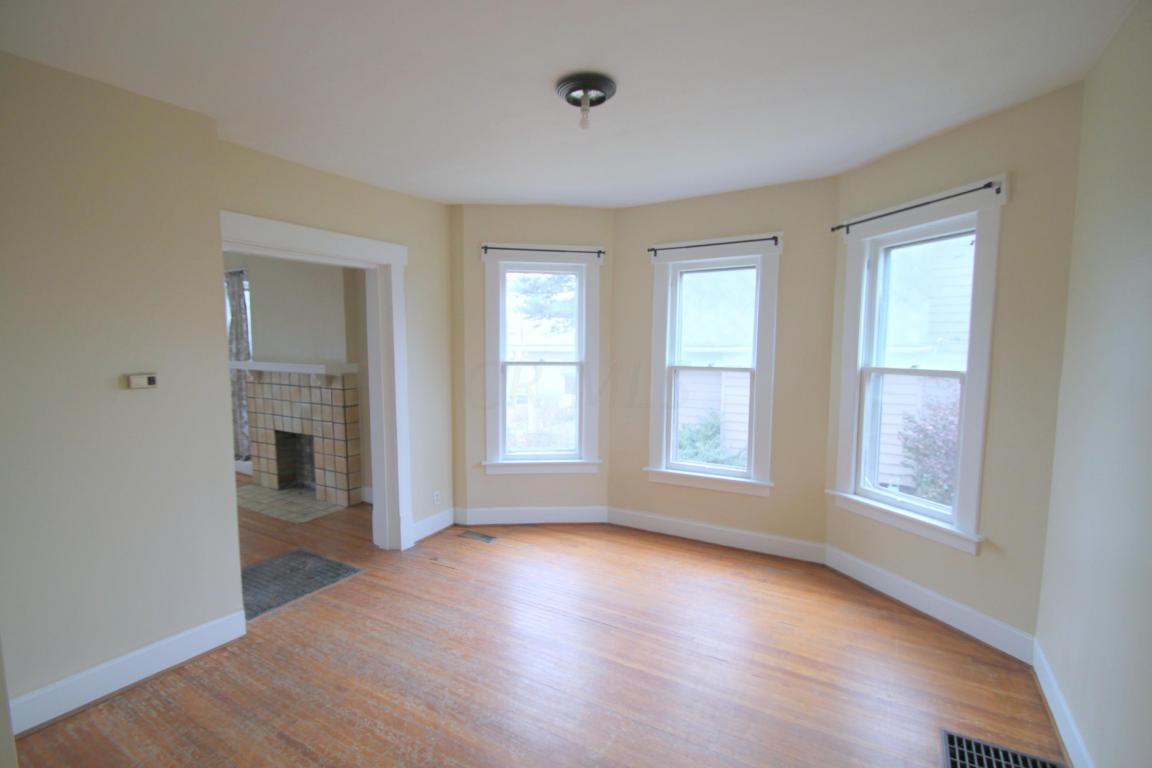 30 Crestview Rd, Columbus, OH 43202 photo 5