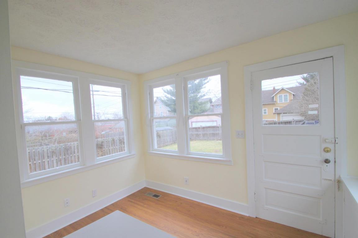 30 Crestview Rd, Columbus, OH 43202 photo 6