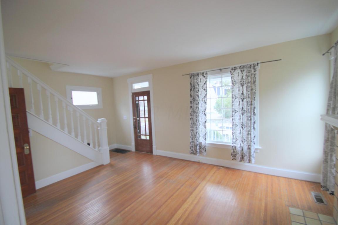 30 Crestview Rd, Columbus, OH 43202 photo 3