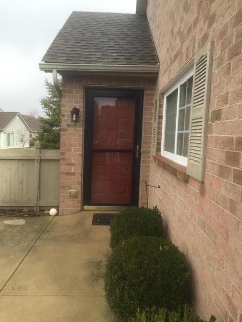 2053 Farmbrook Cir N, Grove City, OH 43123 photo 3