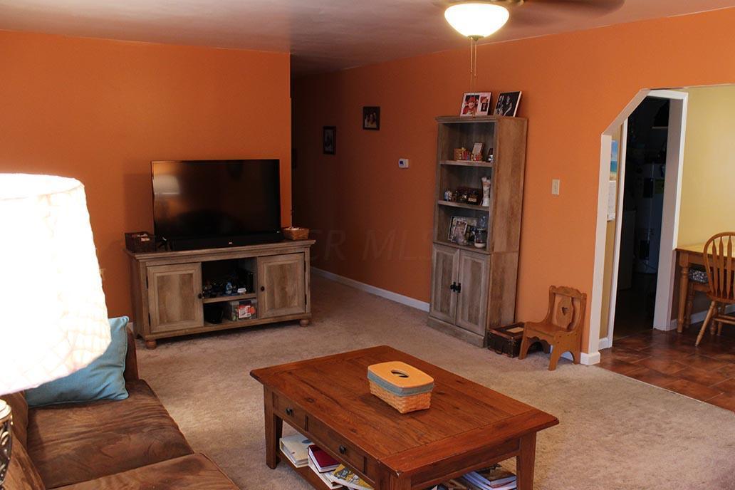 10580 State Route 56 E, Circleville, OH 43113 photo 3