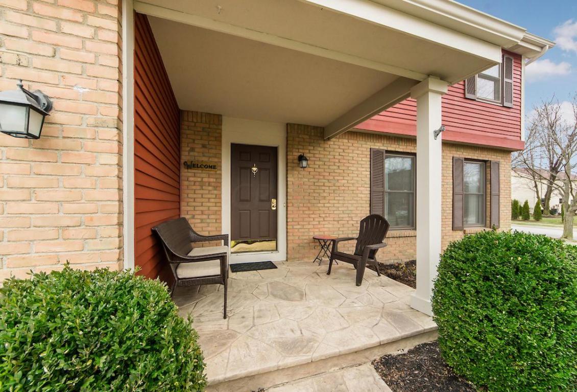 6966 Tralee Dr, Dublin, OH 43017 photo 2