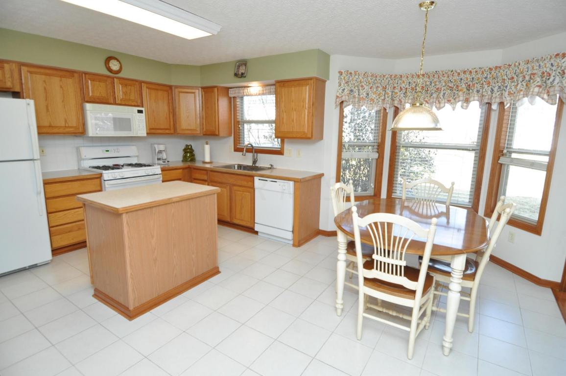 7756 Windsor Dr, Dublin, OH 43016 photo 9