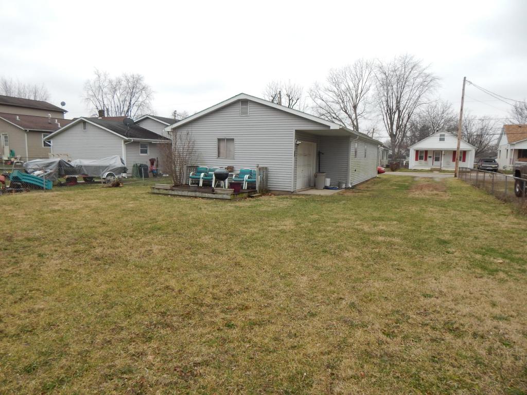 142 Fairview Blvd, Circleville, OH 43113 photo 2