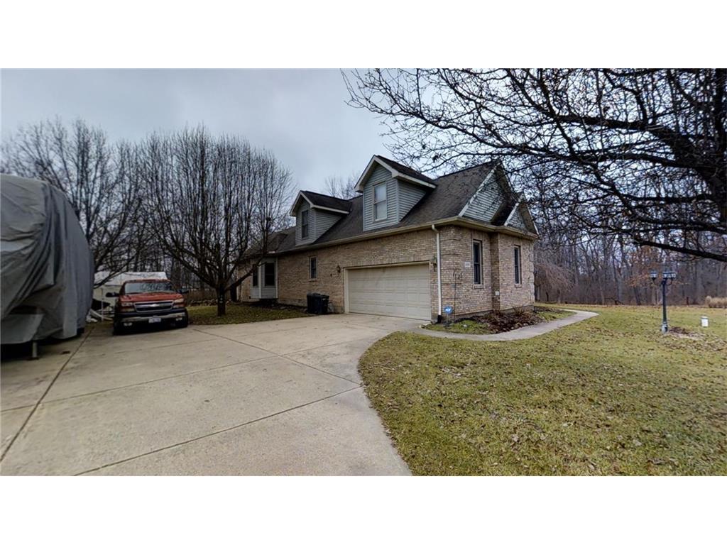 4187 Tree Line Ave, Springfield, OH 45502 photo 2