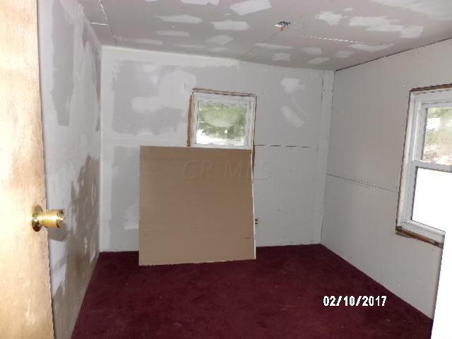 11780 Walnut Dowler Rd, Logan, OH 43138 photo 4