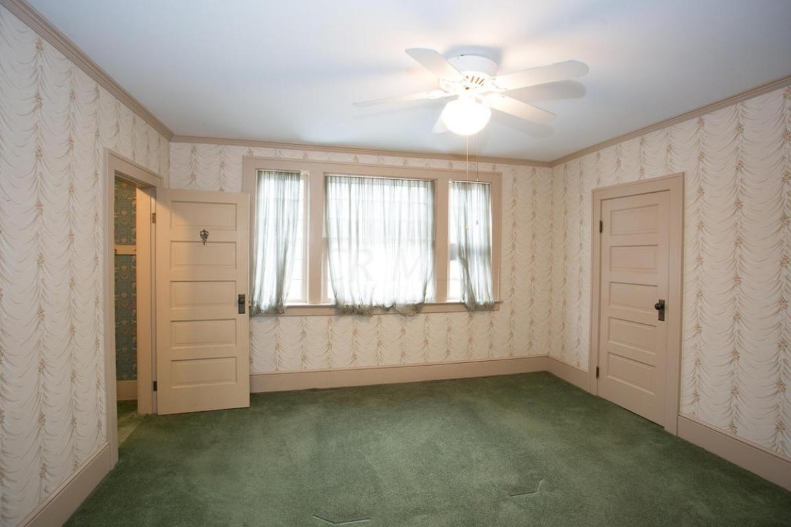 83 E Weber Rd, Columbus, OH 43202 photo 12