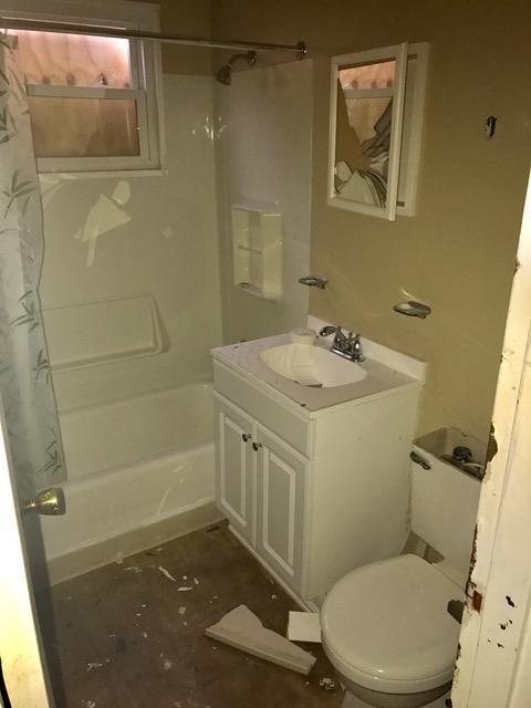 879 Dimson Dr E, Whitehall, OH 43213 photo 3