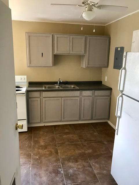 879 Dimson Dr E, Whitehall, OH 43213 photo 2