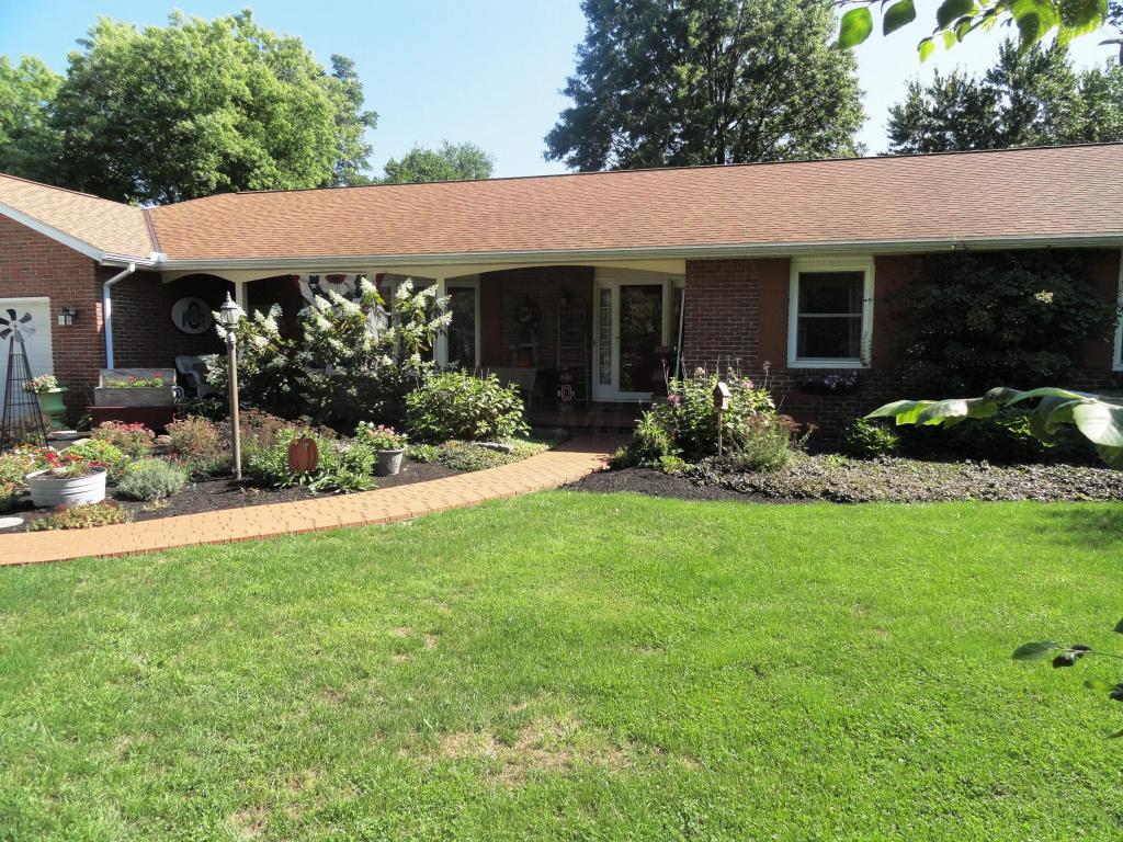 723 Christopher Dr, Marion, OH 43302 photo 2