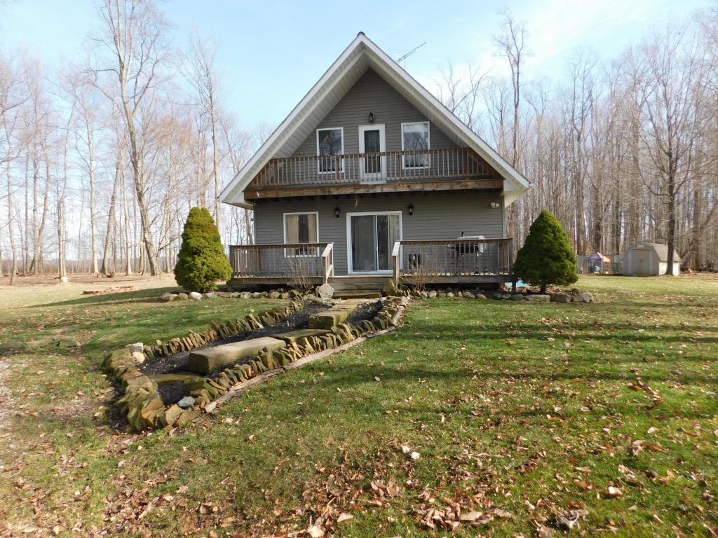2344 Painter Rd, Fredericktown, OH 43019 photo 2