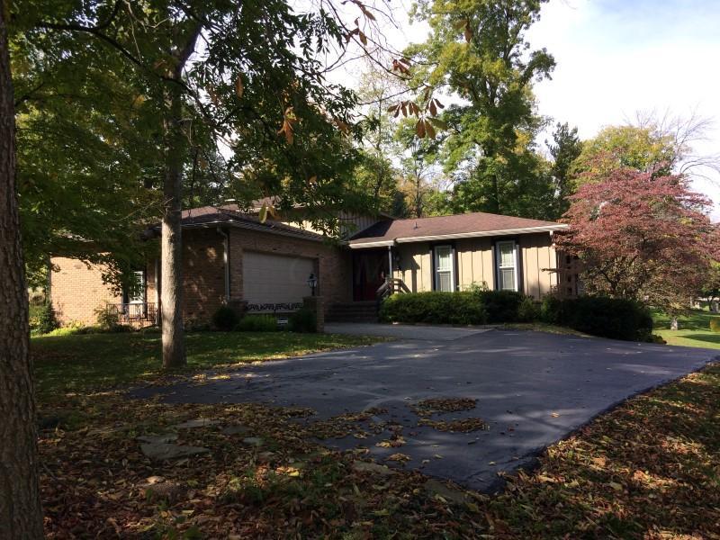 2811 Locust Dr, Springfield, OH 45504 photo 1