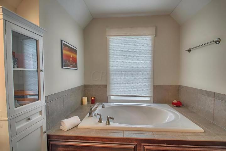 6833 Vineyard Haven Loop, Dublin, OH 43016 photo 20