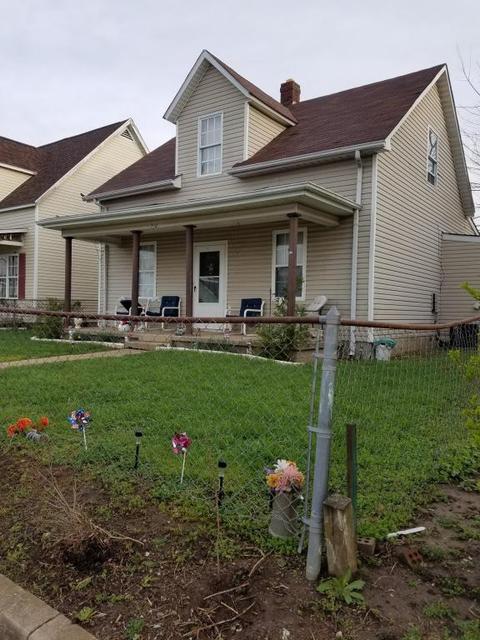 210 Logan St, Circleville, OH 43113 photo 1