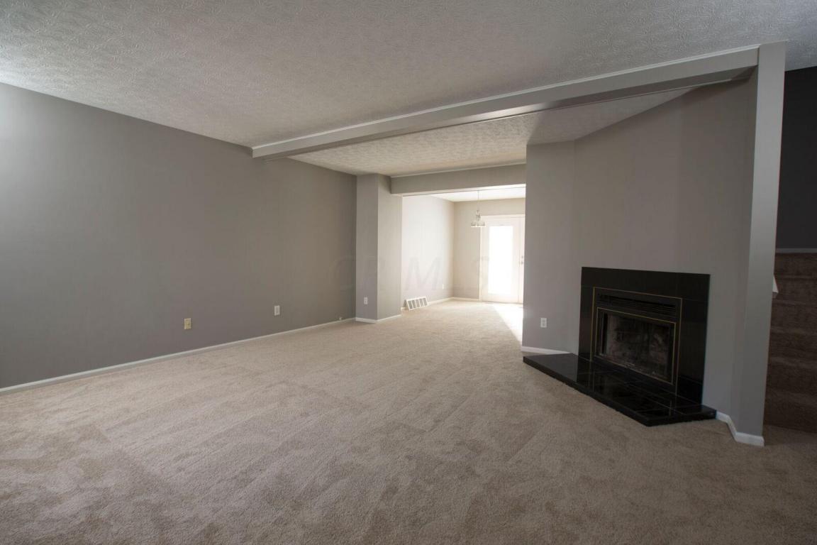  3761 Baybridge Ln, Dublin, OH 43016 photo 2