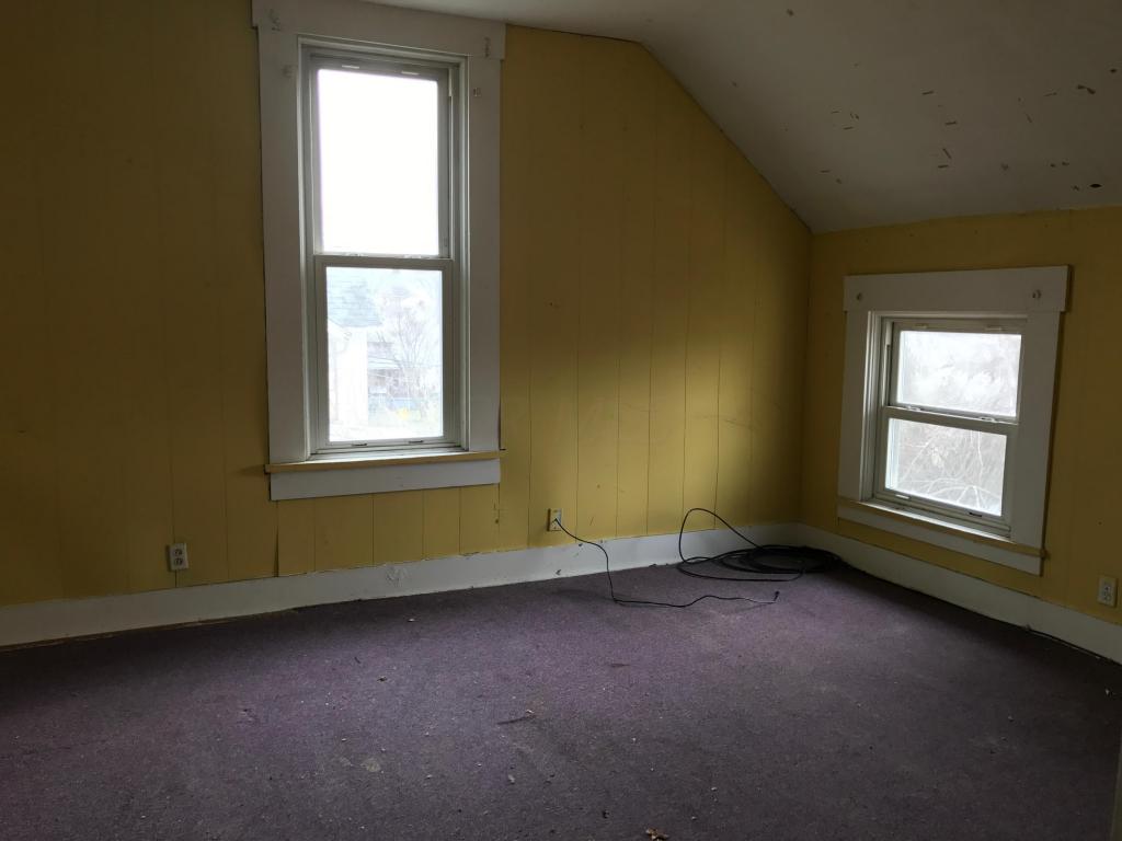 2416 Lagonda Ave, Springfield, OH 45503 photo 9