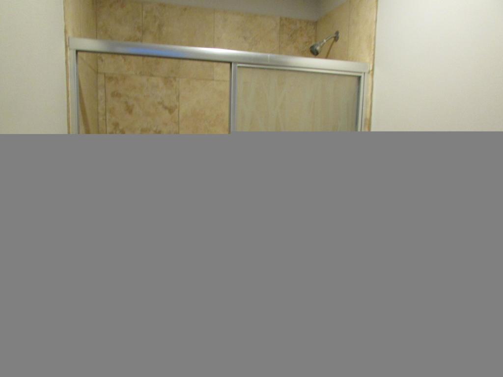 292 E William St, Delaware, OH 43015 photo 8