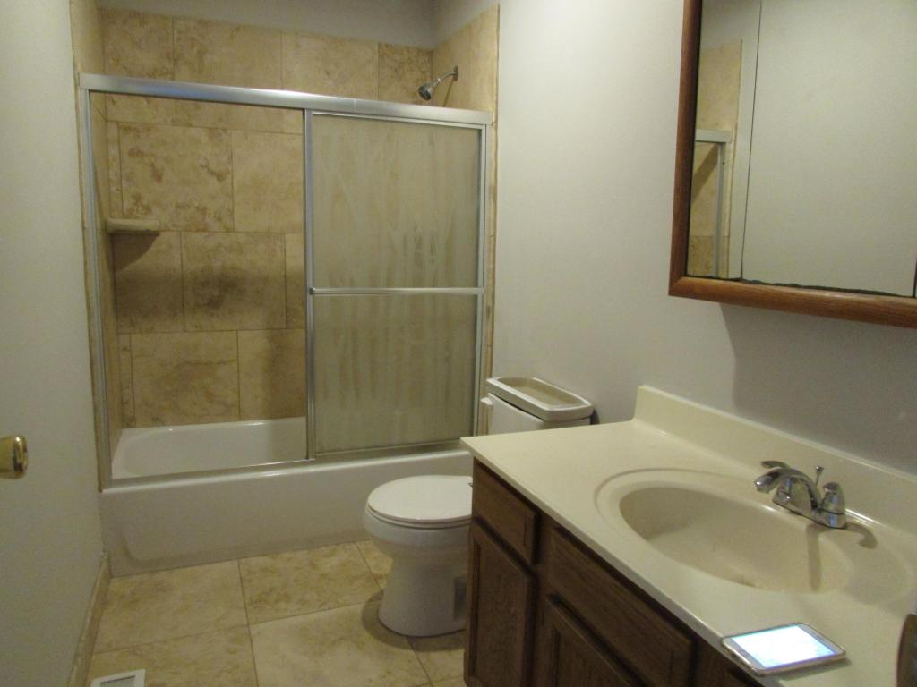 292 E William St, Delaware, OH 43015 photo 10