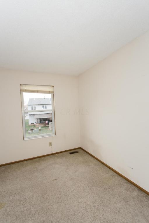 1491 Ringfield Dr, Galloway, OH 43119 photo 10