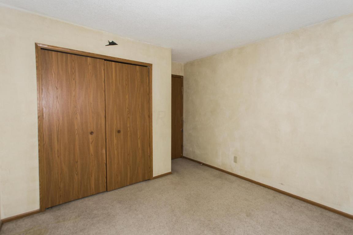 1491 Ringfield Dr, Galloway, OH 43119 photo 9