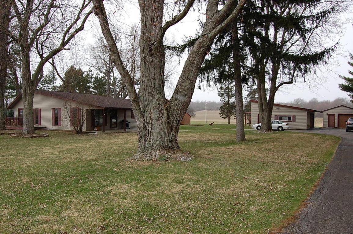 5287 Twitchell Rd, Springfield, OH 45502 photo 1
