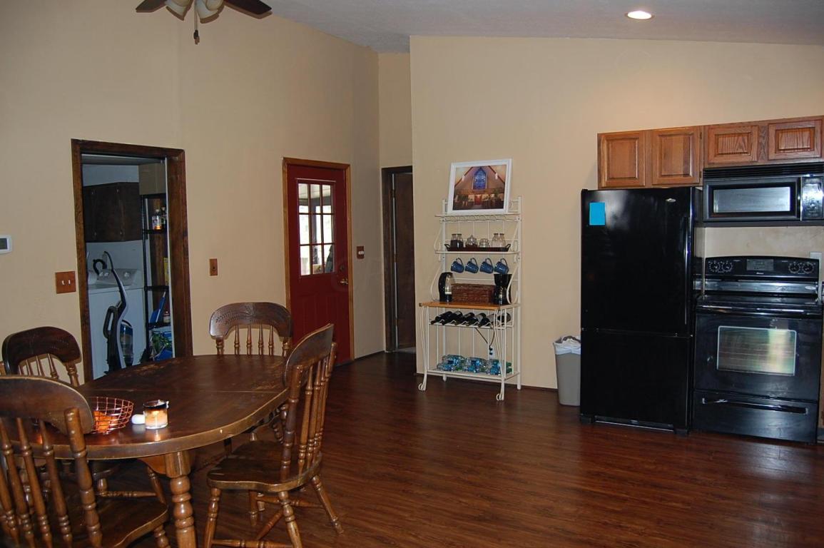 5287 Twitchell Rd, Springfield, OH 45502 photo 7