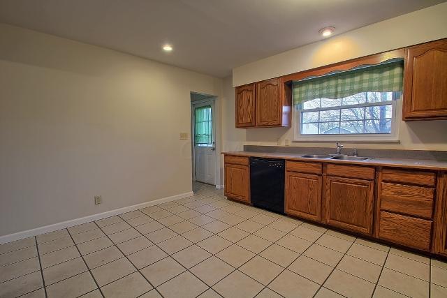 1181 Lone Pine Rd, Circleville, OH 43113 photo 8