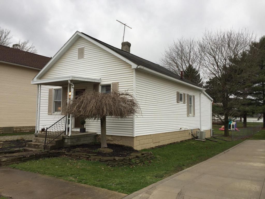 87 Decrow Ave, Newark, OH 43055 photo 2