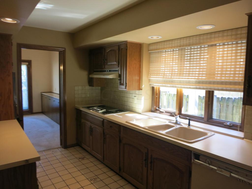 8480 Gullane Ct, Dublin, OH 43017 photo 3