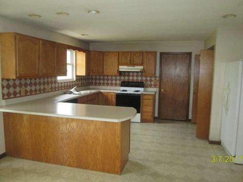 4679 Mclean Mill Rd, Circleville, OH 43113 photo 7