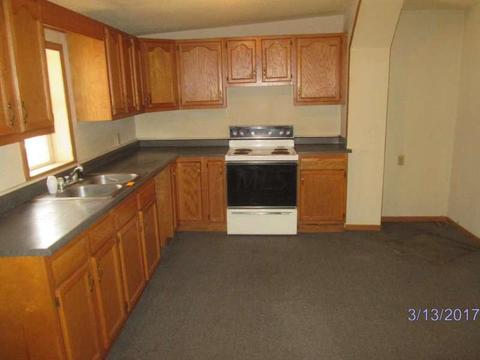 472 E Ohio St, Circleville, OH 43113 photo 5