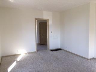 118 W Corwin St, Circleville, OH 43113 photo 5
