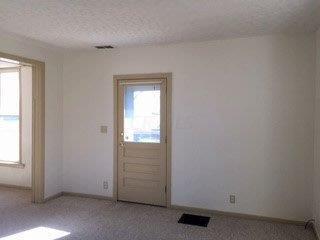 118 W Corwin St, Circleville, OH 43113 photo 3