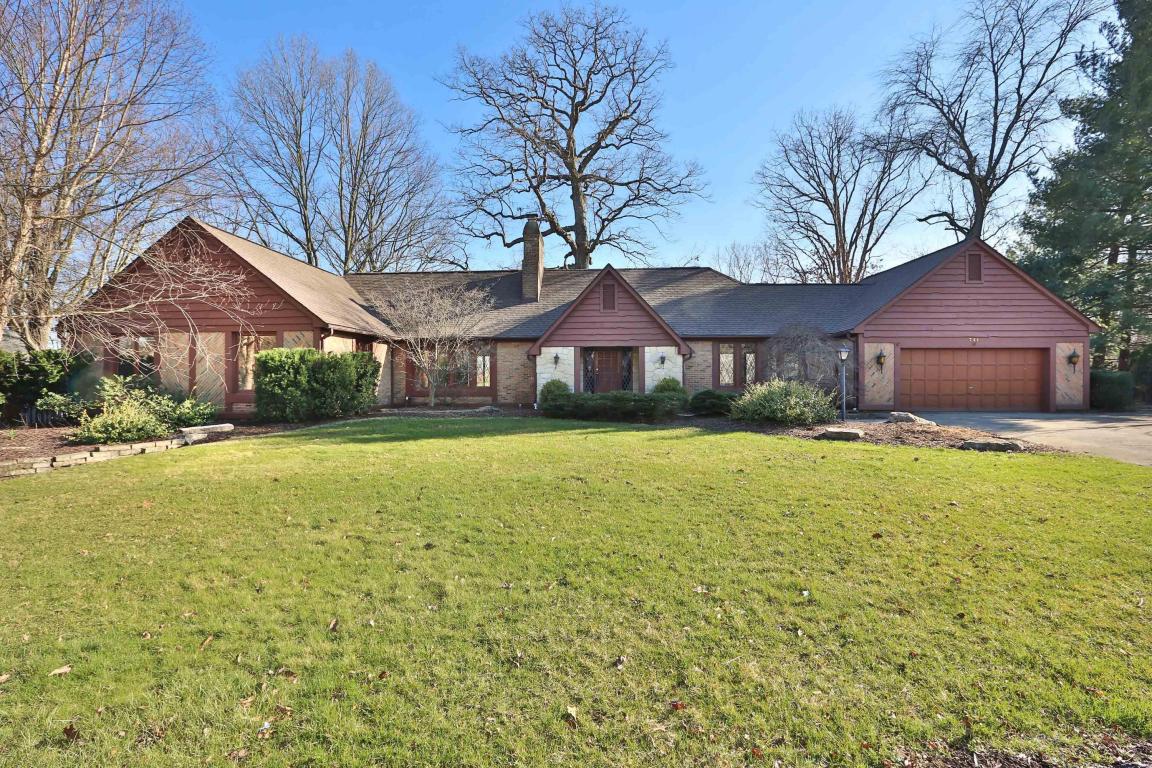 741 Bluffview Dr, Columbus, OH 43235 photo 1