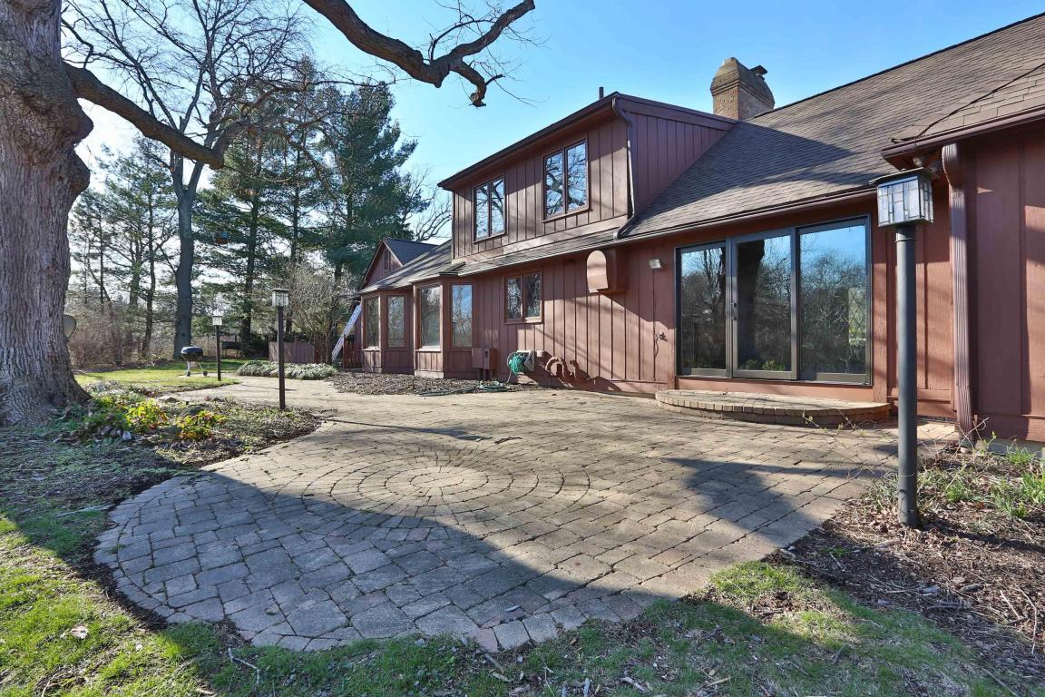741 Bluffview Dr, Columbus, OH 43235 photo 32