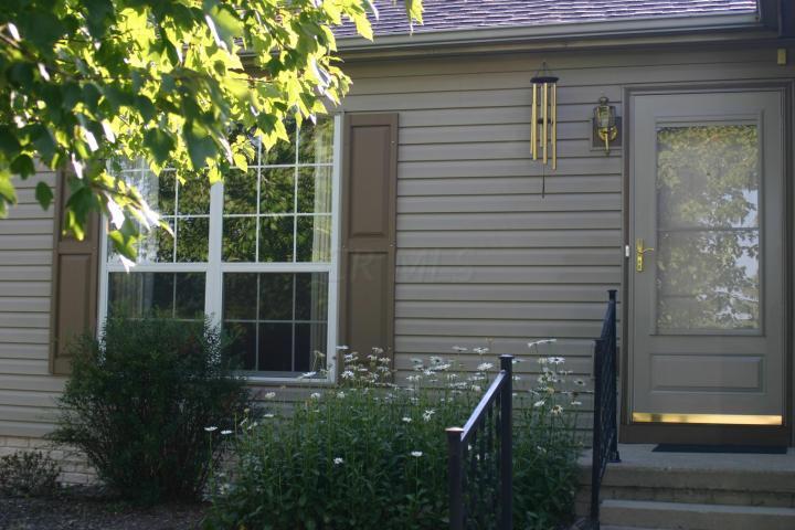660 Buehler Dr, Delaware, OH 43015 photo 2