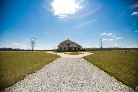 2299 Zuber Rd, Orient, OH 43146 photo 1